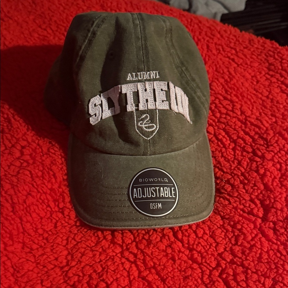 Alumni Slytherin Embroidered Baseball Cap - Olive Green